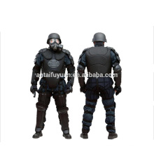 Tipo duro, fabricante de trajes anti disturbios, policial finamente procesado, traje antidisturbios,